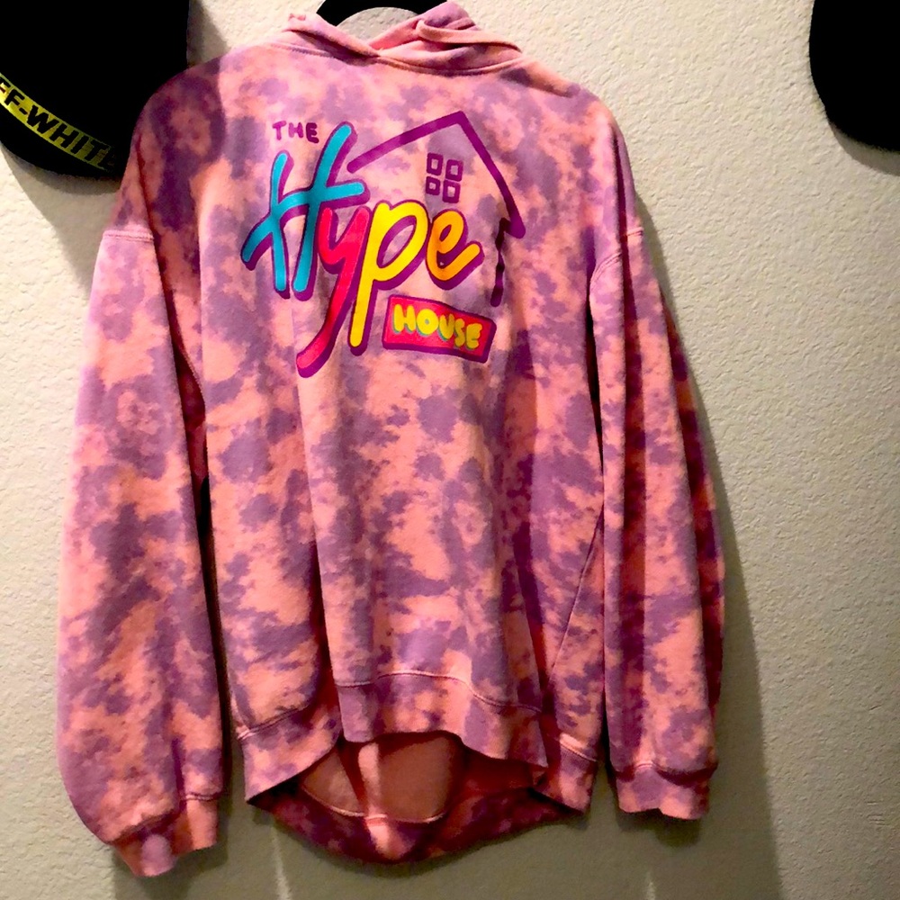 Size extra large hype house hoodie